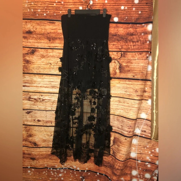 Sequin Applique Overlay Romper - Picture 9 of 16